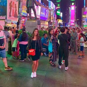 Meet your Posher, Vanessa